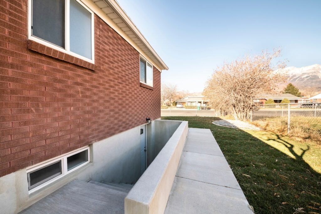 view of home basement with crawl space windows