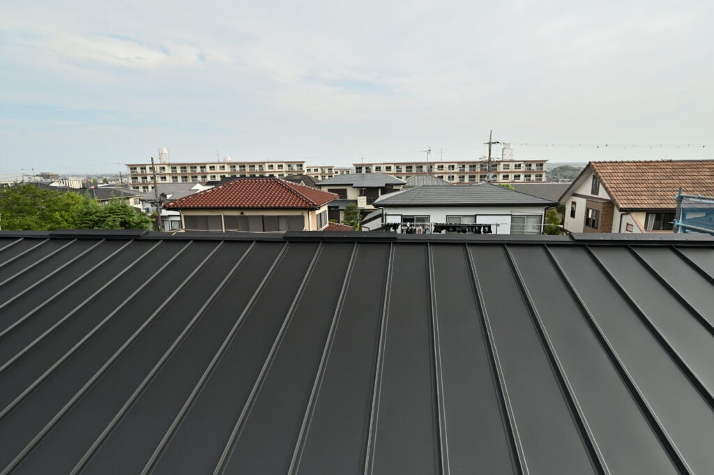 Galvalume vs galvanized metal roofing dark metallic roof
